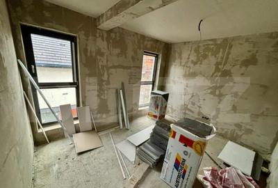 Casă cu 4 camere cu Teren 699 Mp în Central - 11