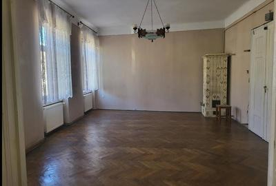 Eleganta si istorie: Apartament 4 camere in Centrul Istoric - 5
