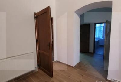 Casă cu 4 camere cu Teren 1475 Mp în Cărpiniș - 5