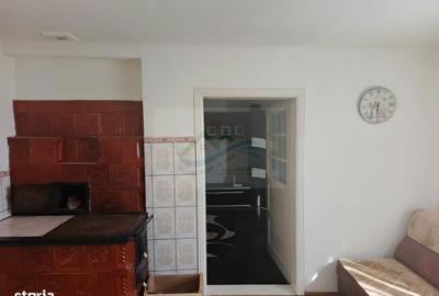Casă cu 4 camere în Mălini - 10