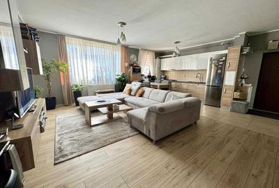 Apartament cu 3 camere semidecomandat în Florești