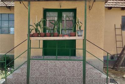 Casă cu 3 camere cu Teren 10000 Mp în Gherteniș - 7