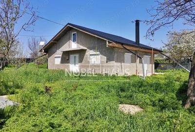 Casă cu Teren 646 Mp în Bogdănești - 2