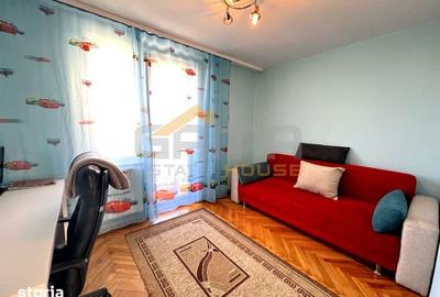 Apartament cu 3 camere decomandat în Polivalentă - 6