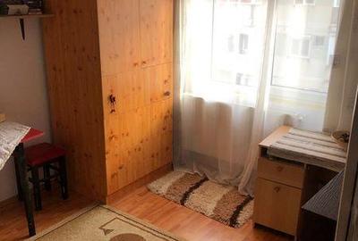 Apartament cu 3 camere decomandat în Micro 16 - 7