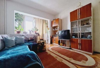 Langa Iulius Mall. Etaj intermediar. Bloc izolat. - 2