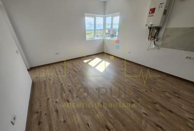 Bloc nou. Parcare inclusa. Caramida integral - 1