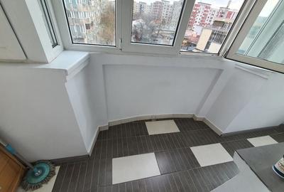Apartament 3 camere de vânzare–complet mobilat, pe Str. Novaci/13 Sept - 14