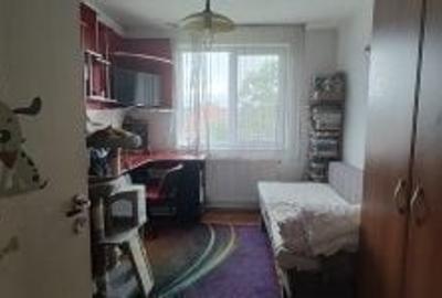 Apartament cu 3 camere decomandat în Central - 1