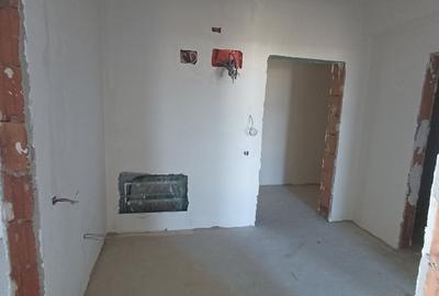 Apartament cu 3 camere decomandat în 1 Decembrie 1918 - 30