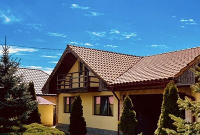 Casă cu 4 camere cu Teren 1300 Mp în 23 August - 7