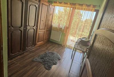 Casă cu 4 camere în Micro 17 - 7