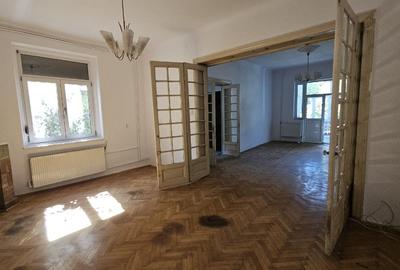 Proprietar, Capitale, Vila deosebita, 305mp utili - 8