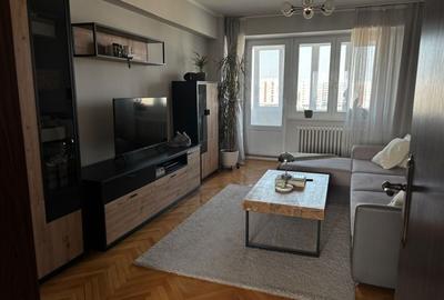 Apartament cu 3 camere decomandat în Decebal - 2