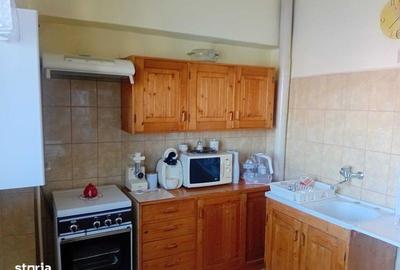 Apartament cu 4 camere în Central - 1