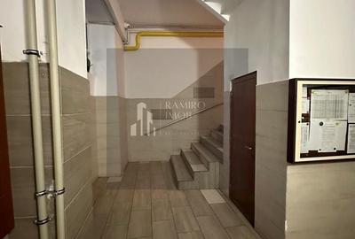 Apartament cu 3 camere decomandat în Apărătorii Patriei - 21