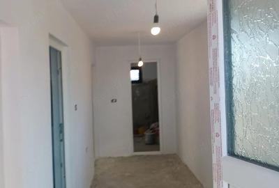 Casă cu Teren 385 Mp în Pecineaga - 9