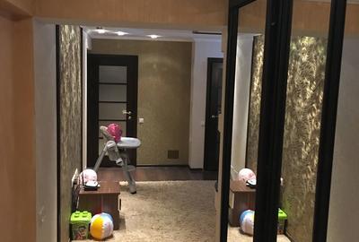 Apartament cu 3 camere decomandat în Drumul Taberei - 8