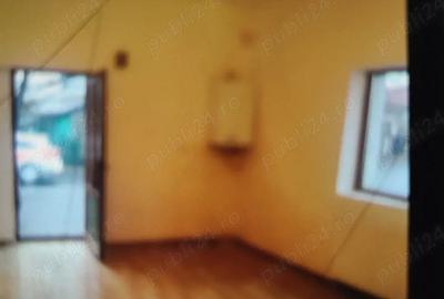 Spațiu comercial, de 55 mp, în Central