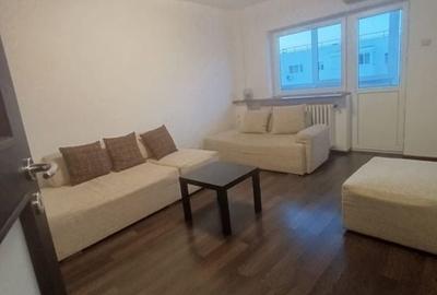 De închiriat 3 camere decomandat, 2 băi, metrou 1 Decembrie - 2