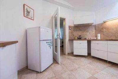 De inchiriat Apartament 3 Camere Nerva Traian - Unirii sector 3 - 5