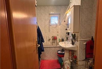 MIRCEA CEL BATRAN - ETAJ 1 - DECOMANDAT - 3 CAMERE - 5