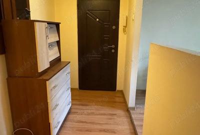 Apartament cu 3 camere decomandat în Soarelui - 2