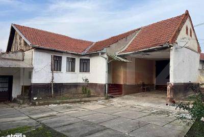Casă cu 3 camere cu Teren 3000 Mp în Central - 6