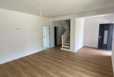 Casă cu 4 camere în Dancu - 4