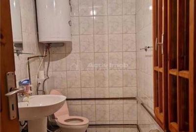 Casă cu 6 camere cu Teren 1618 Mp în Bran