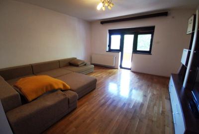Casă cu 6 camere în Bogdăneștilor
