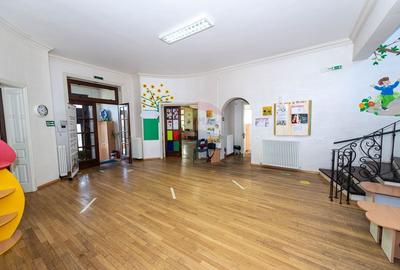 Vila spatioasa de vanzare, ideala pentru investitie - 23