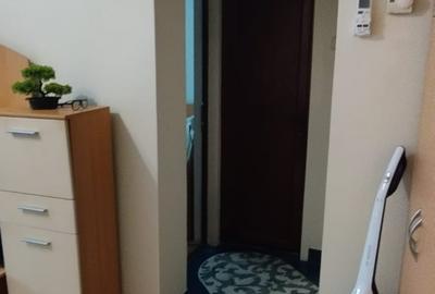 Apartament cu 2 camere semidecomandat, mobilat în Podu Roș - 3
