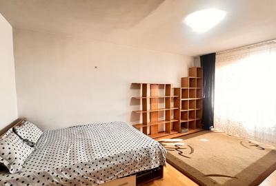 Garsonieră decomandată, mobilată în Timpuri Noi