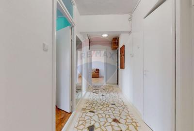 Apartament cu 3 camere decomandat, mobilat în Județean - 10