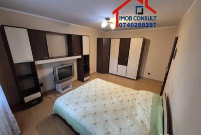 Apartament cu 2 camere decomandat în Republicii - 7