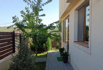 Casă cu 4 camere cu Teren 319 Mp în Rediu - 8