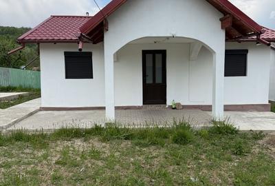 Casă cu 3 camere cu Teren 432 Mp în Predeal - 13