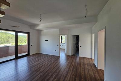 Apartament 7 Camere, 165mp, Pe 2 Nivele, Zona VIVO - 12