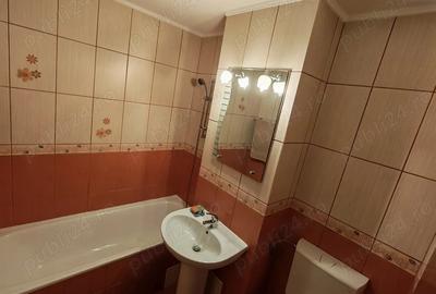 Apartament cu 3 camere decomandat în Central - 10