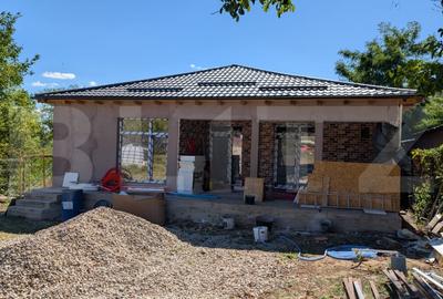 OFERTĂ Casa pe structura metalica 3 camere  144 mp utili, teren 900mp, Razvad - 2
