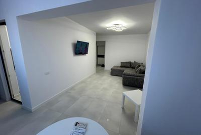 Garsoniera spatioasa-> complet mobiltata/utilata! Metrou la 7-8 minute! - 2