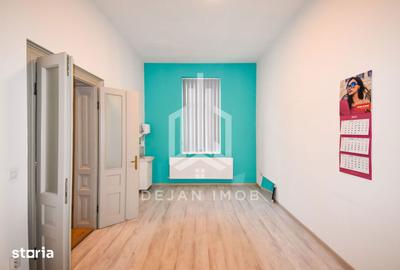 Apartament cu 8 camere în Ultracentral - 1