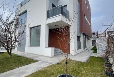 Vila P+2 Cu vedere si deschidere la lac (anunt proprietar!) - 14