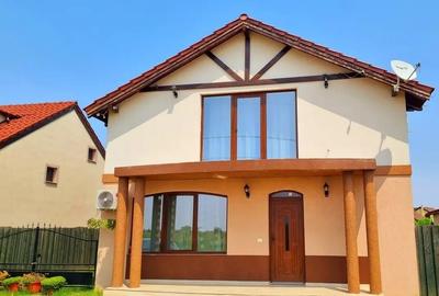 Apartament cu 4 camere decomandat în Central - 1
