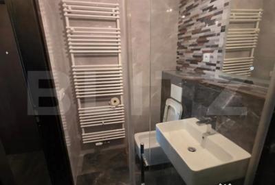 Apartament cu 3 camere semidecomandat în Micro 3 - 11