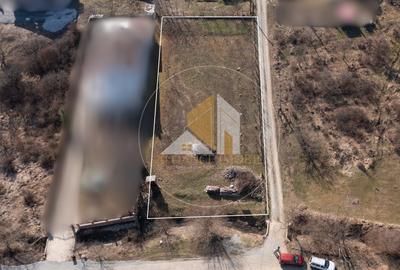 Teren intarvilan de vanzare - Valea Rusului. - 4