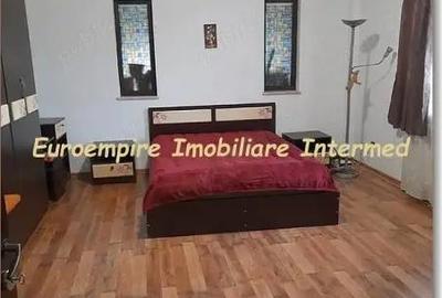 Apartament cu 3 camere decomandat în Anda - 3