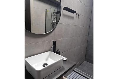 Garsonieră decomandată în Central - 9