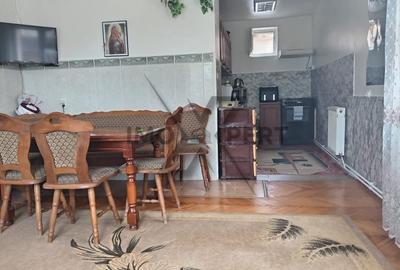 Oferim spre vanzare 2 case individuale intr-o curte generoasa, Mihai Viteazu! - 3